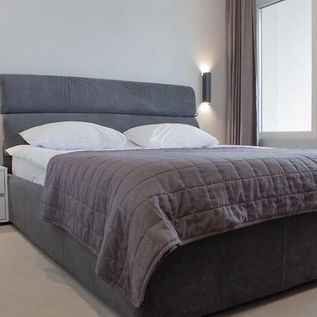 Level 24 - Sea & Sky View Apartment 오데사 외부 사진