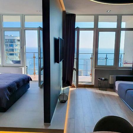 Level 24 - Sea & Sky View Apartment 오데사 외부 사진