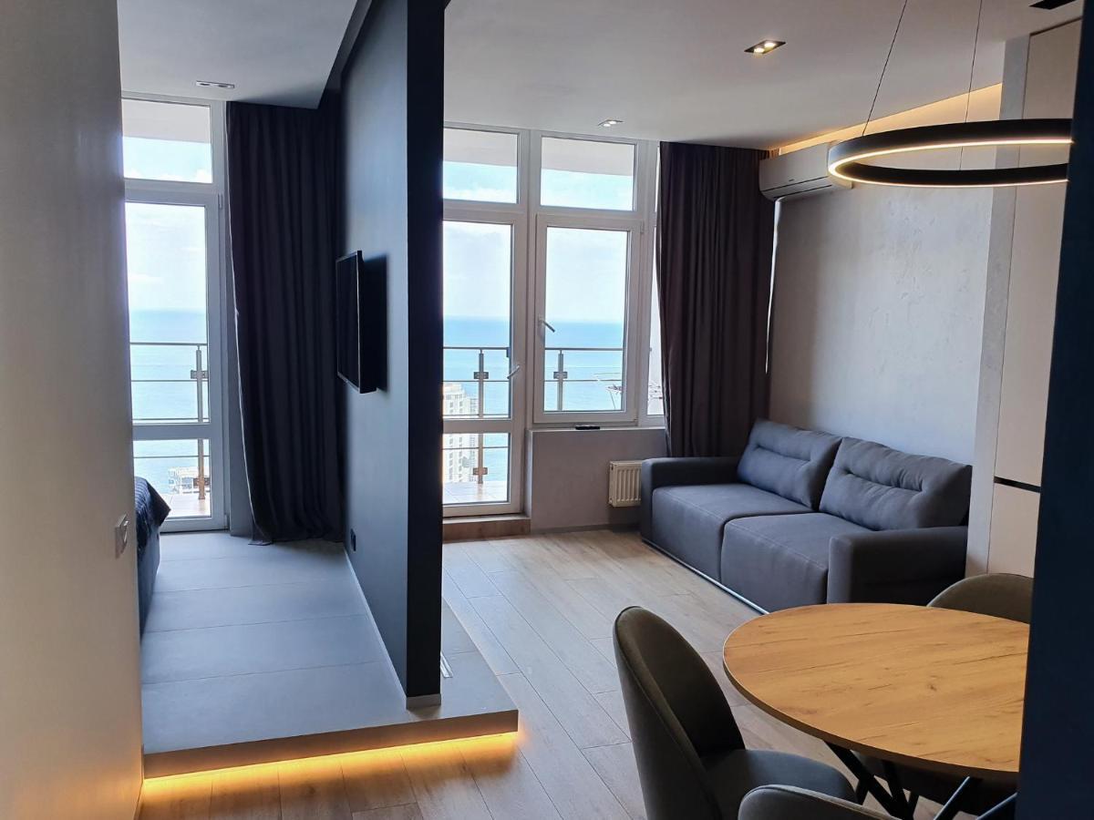 Level 24 - Sea & Sky View Apartment 오데사 외부 사진