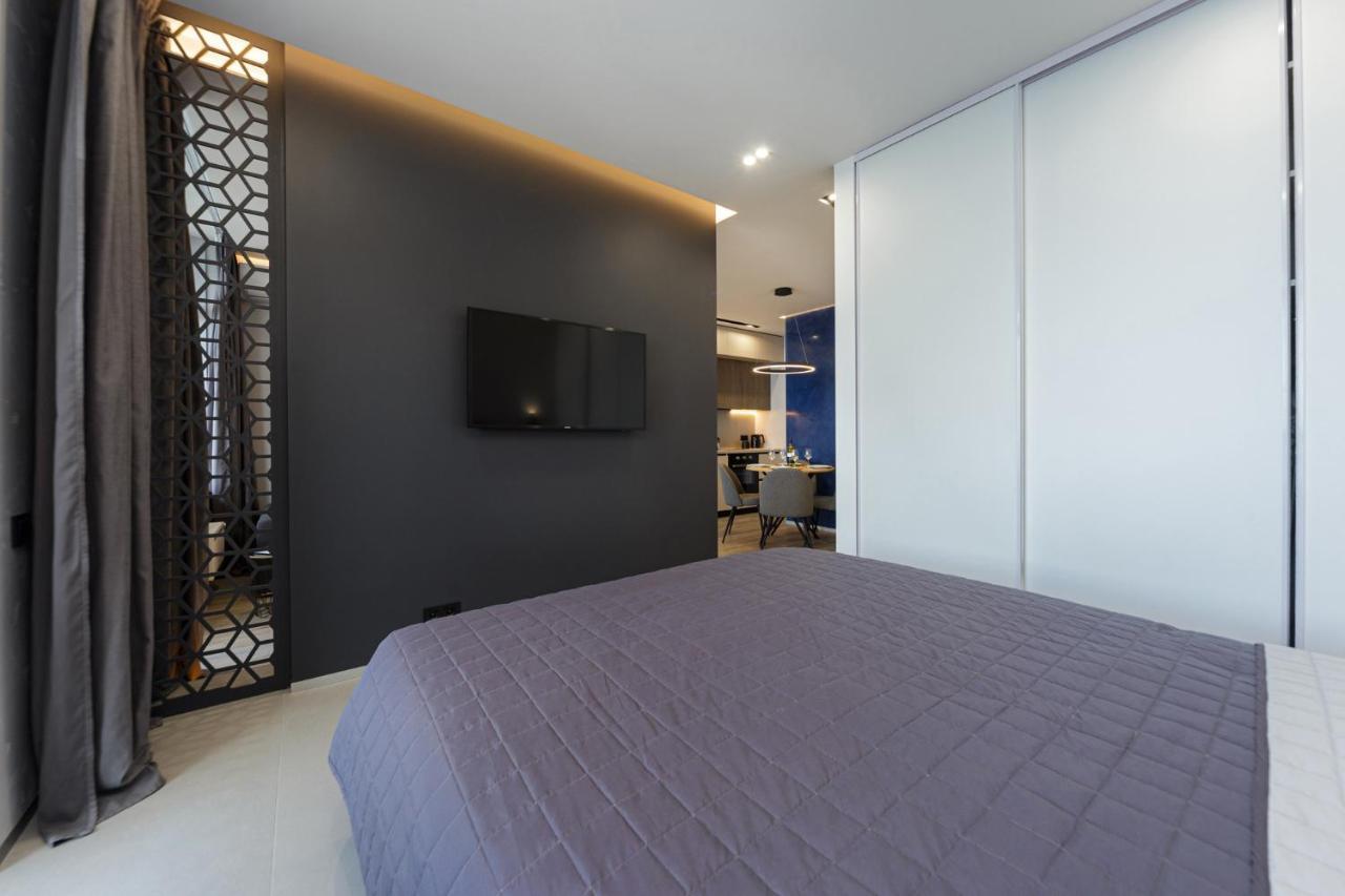 Level 24 - Sea & Sky View Apartment 오데사 외부 사진