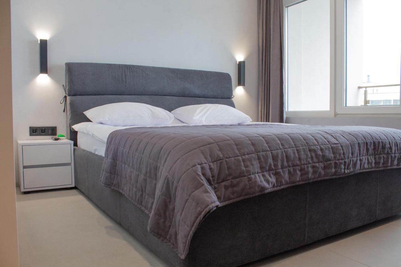 Level 24 - Sea & Sky View Apartment 오데사 외부 사진